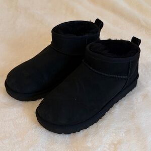 UGG Black Shearling-Lined Ankle Booties